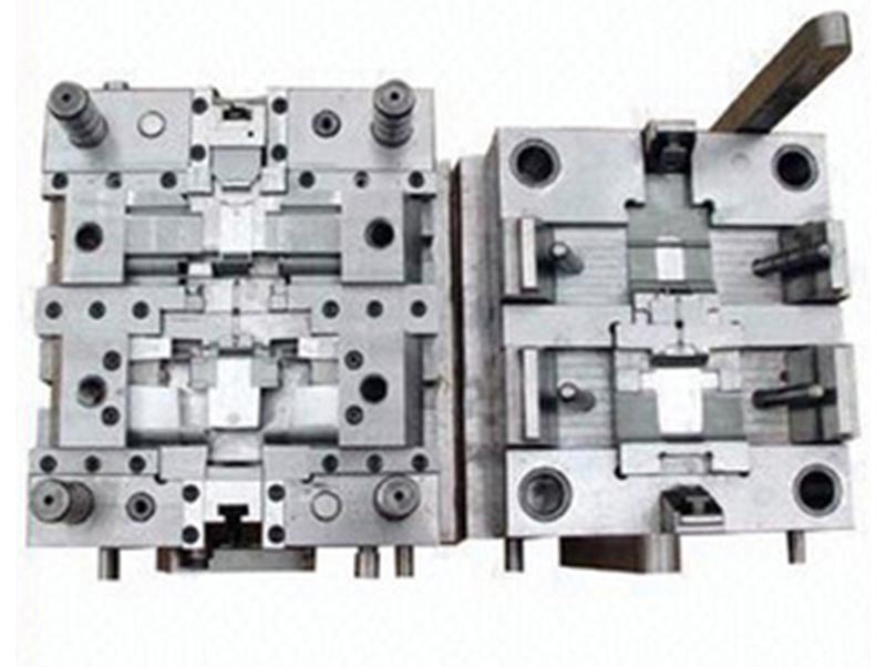新和精密塑料模-07